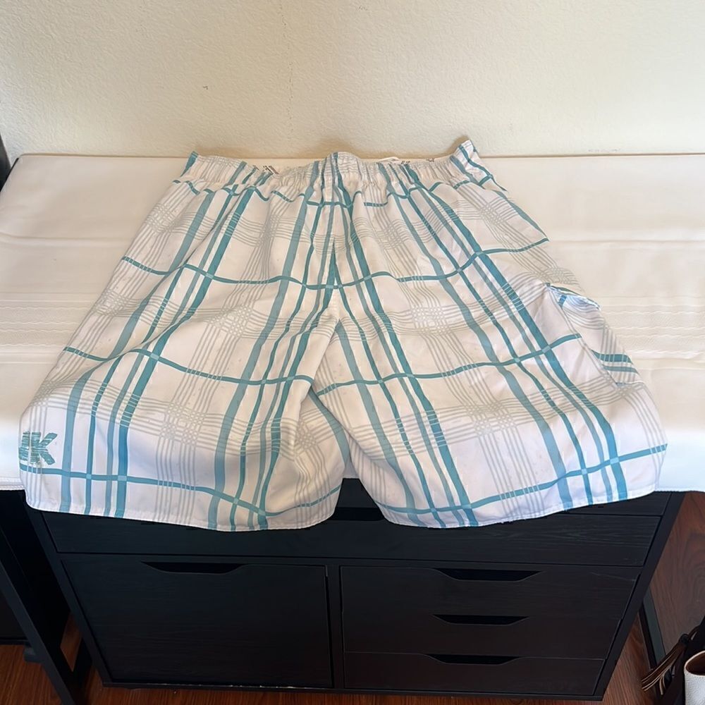 Men's Hawk Swim Trunks - Size Large - Picture 2 of 5
